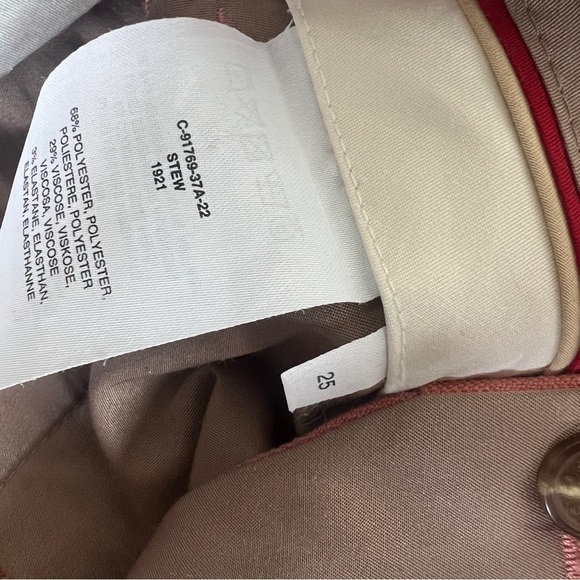 Closed Stew Pant in Antique Rose - Picture 6 of 7